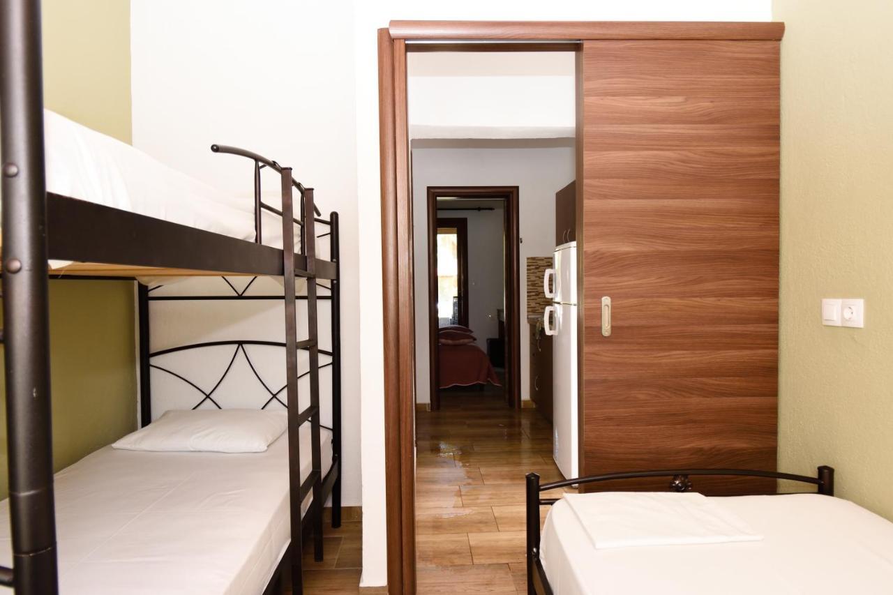 Anna Pousi Studios & Apartment Ormos Panagias Extérieur photo