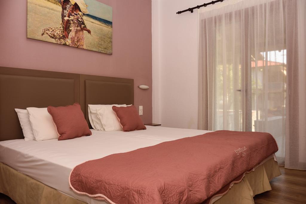 Anna Pousi Studios & Apartment Ormos Panagias Extérieur photo