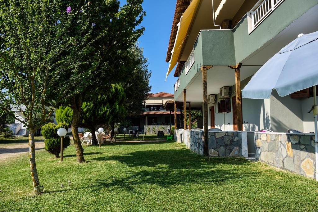Anna Pousi Studios & Apartment Ormos Panagias Extérieur photo