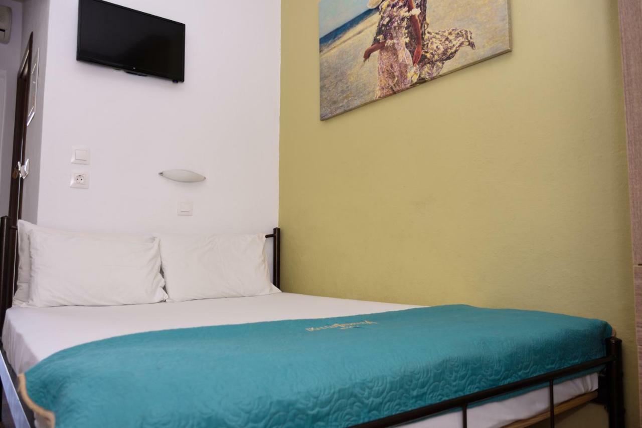 Anna Pousi Studios & Apartment Ormos Panagias Extérieur photo