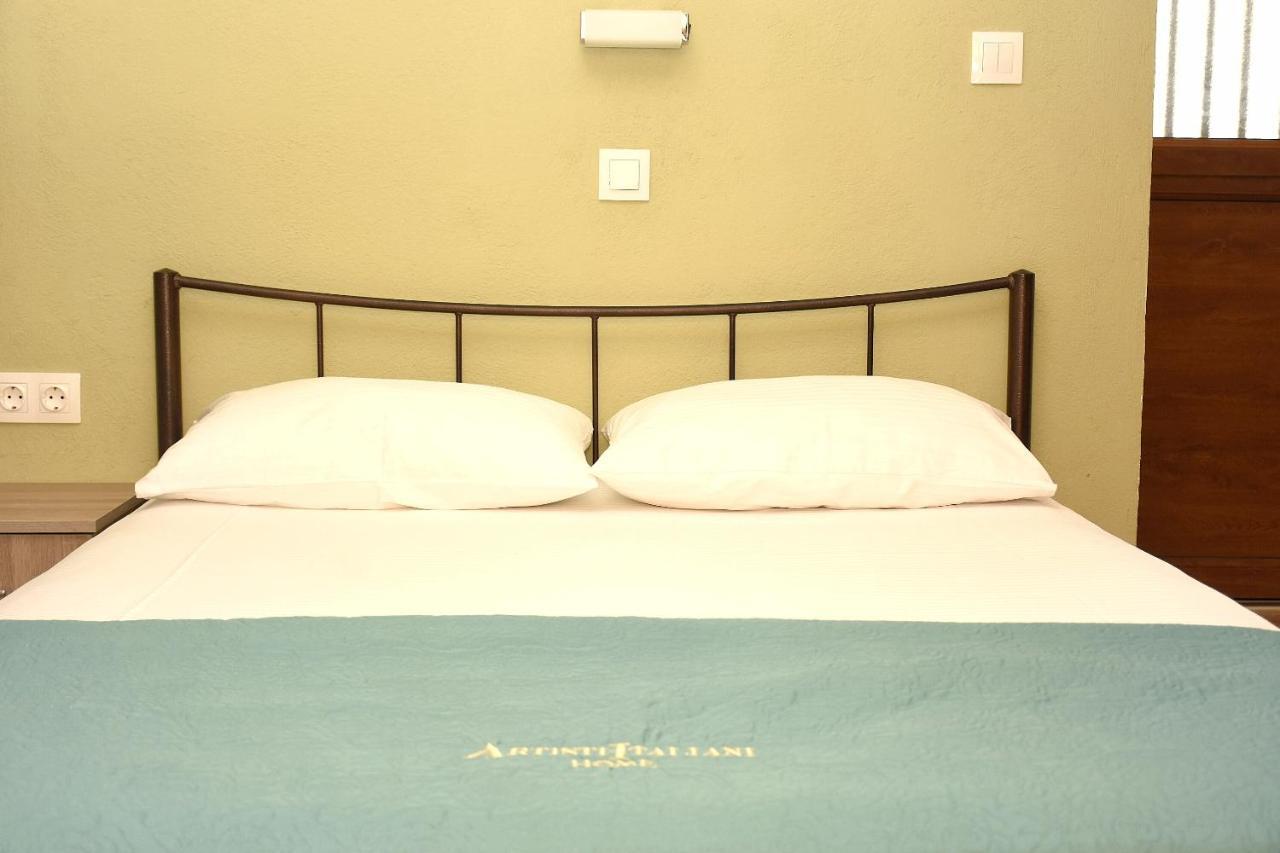 Anna Pousi Studios & Apartment Ormos Panagias Extérieur photo